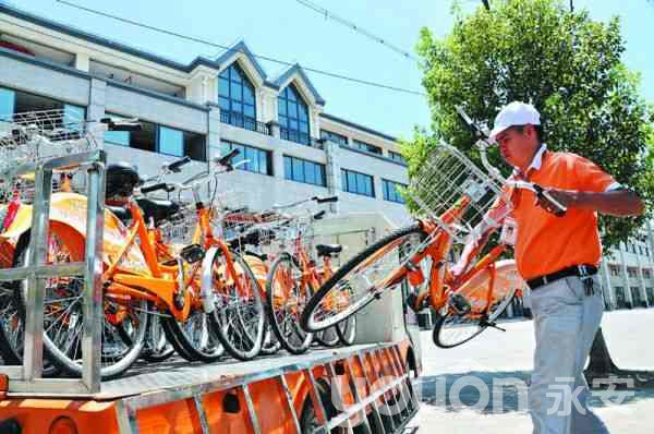 昨天上午，顧玉狗就這樣搬運了122輛公共自行車